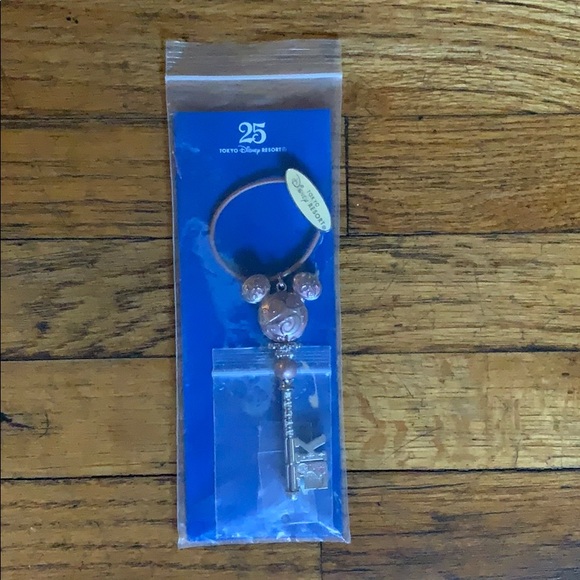 Tokyo Disney Resort 25th Anniversary KAYLA key - Picture 3 of 5